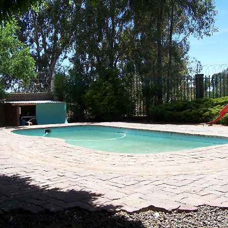 Gables Inn Colesberg Extérieur photo